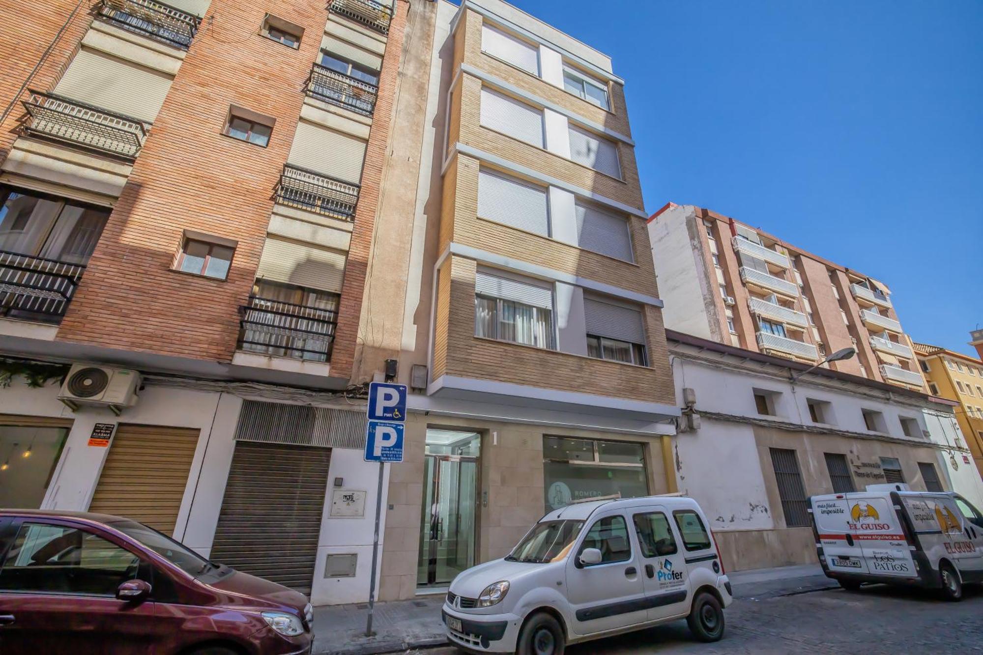 Apartamentos Haranas II & Parking コルドバ エクステリア 写真
